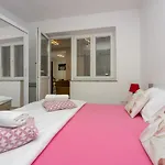 Apartment Ena