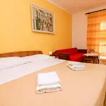 Double Rooms Tomica 2 With Balcony