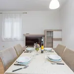 Nice Apartment In Rijeka With Wifi And 2 Bedrooms