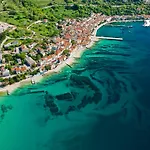 Apartment Triton In The Old Part Of Baska