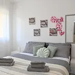 Apartment With Balcony Fiume Di Sogni