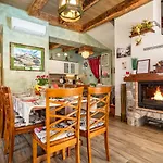 Villa Natura With Swimming Pool, Jacuzzi And Sauna