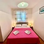 Apartment In Dramalj 44158