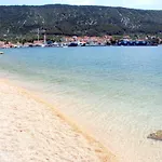 Apartments By The Sea Cres - 21117