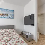 Pool Apartment Happy Sound - Happy Rentals