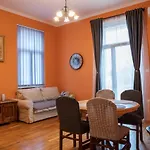 Lovran Centar, Apartman Gega