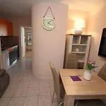 Ara-Ara