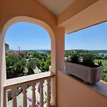 Apartman Bugenvila