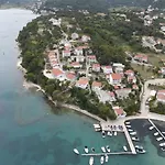 Villa Tatjana, Rab