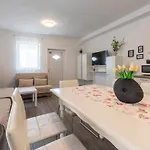 Villa Ivka - 100 M Do Plaze Uvala Soline - Krk