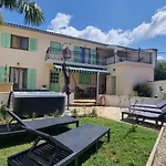 Holiday House Marea With Jacuzzi