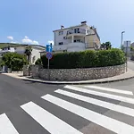 Mt Sun 115 App 1
