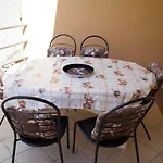 Apartment Na Vrti