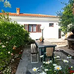 Apartment Ana Portapisana