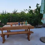 Apartman Rab-Palit