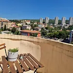 Apartment E55