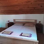 Knaffl Apartment