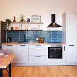 Stross 1 Bdrm Apartment Rijeka