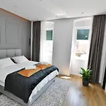 Nicole Apartment