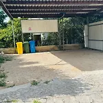 Apartments And Room Mira