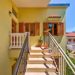 Apartments In Selce 41700