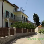Apartments & Rooms Theimer