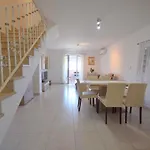 Apartment In Njivice/Insel Krk 13262