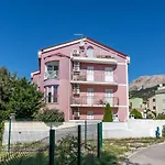 Mit Klima, Wifi, Balkon Nur 350 Meter Zum Strand