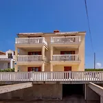 Apartments Rina