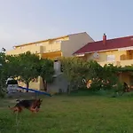 Apartment Lopar 11