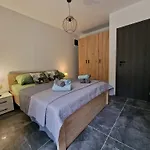 App Moonlight, Omisalj, Krk