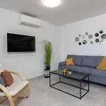 3 Bedroom Beautiful Apartment In Crikvenica