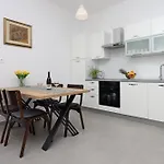 Apartment Sandra