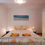 Apartment In Vrbnik - Insel Krk 47400