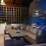 Bamboo Oasis Apartment With Terrace In The Garden And Free Parking, Rijeka