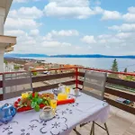 Apartments In Crikvenica 39208