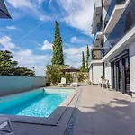 Modernes Apartment 500 Meter Zum Sandstrand