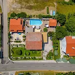 Holiday Home In Jadranovo 39278