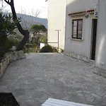 Rooms With A Parking Space Cres - 22305