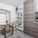 Lily Apartment