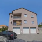 Apartment In Crikvenica 39062