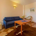 Apartments In Crikvenica 39029