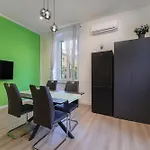 Luxury Apartment Sonja - With Hot Tub, Near Sea, Free Parking