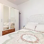 Cozy App For Three People