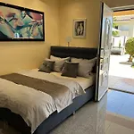 Apartments Villa Chiara, Ground Floor By The Pool
