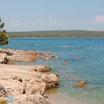 Villa Valerie With Pool And Sea View