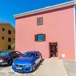 Apartment Besima