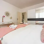 Apartment Pavla