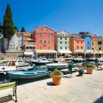 Astra 1 Veli Losinj Harbour View - Happy Rentals
