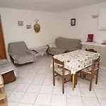 Apartments In Veli Losinj 26474
